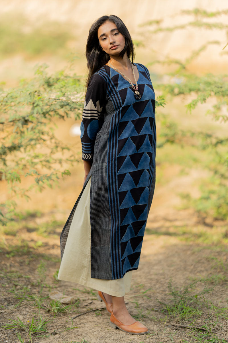 Classic Kurta -Indigo Pyramid Panel