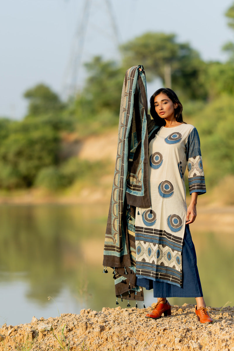 Co-ord Set of 3 - Kurta,Dupatta, Culotte - Arjav