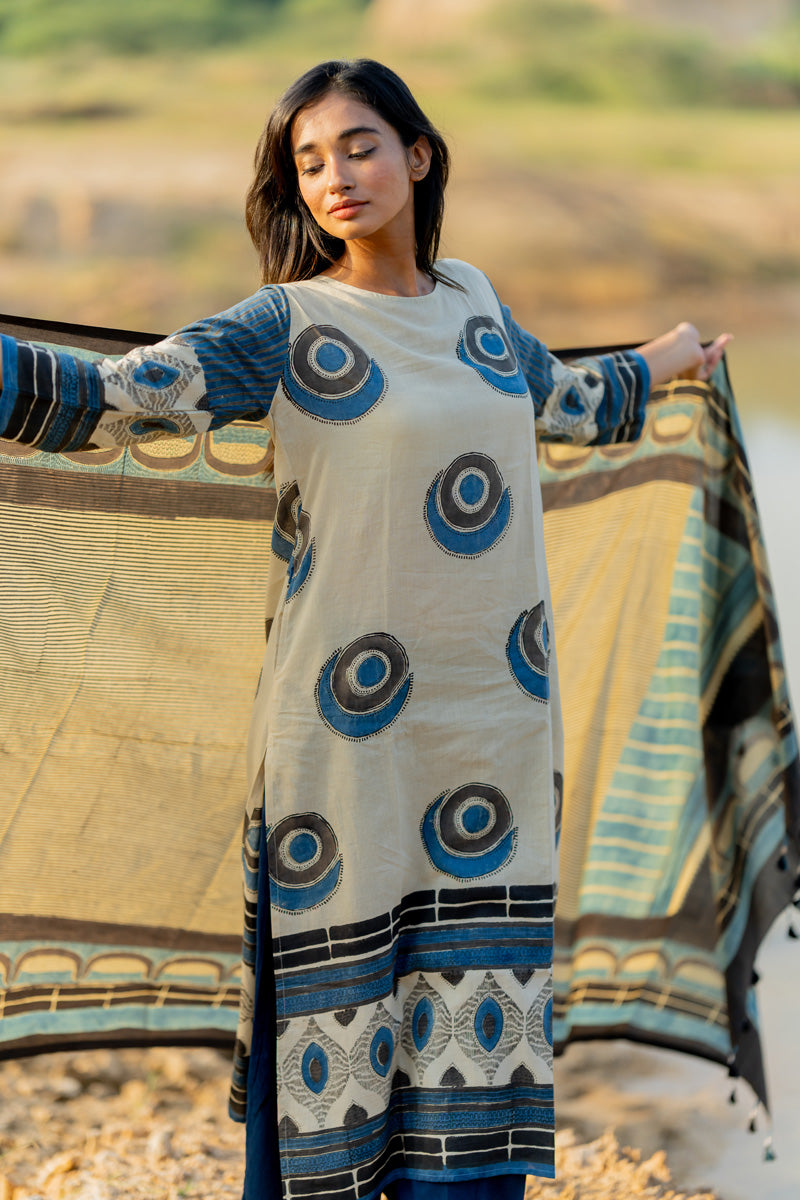 Co-ord Set of 3 - Kurta,Dupatta, Culotte - Arjav