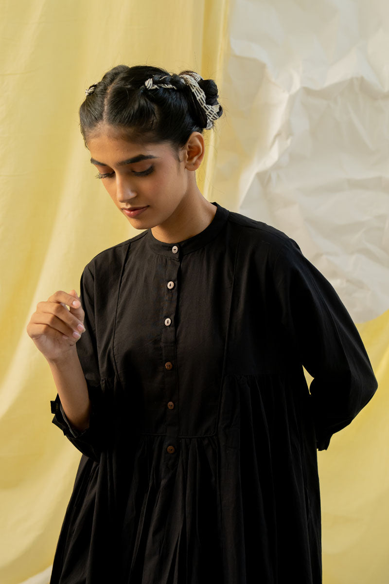 Side Pleat Kurta - Black