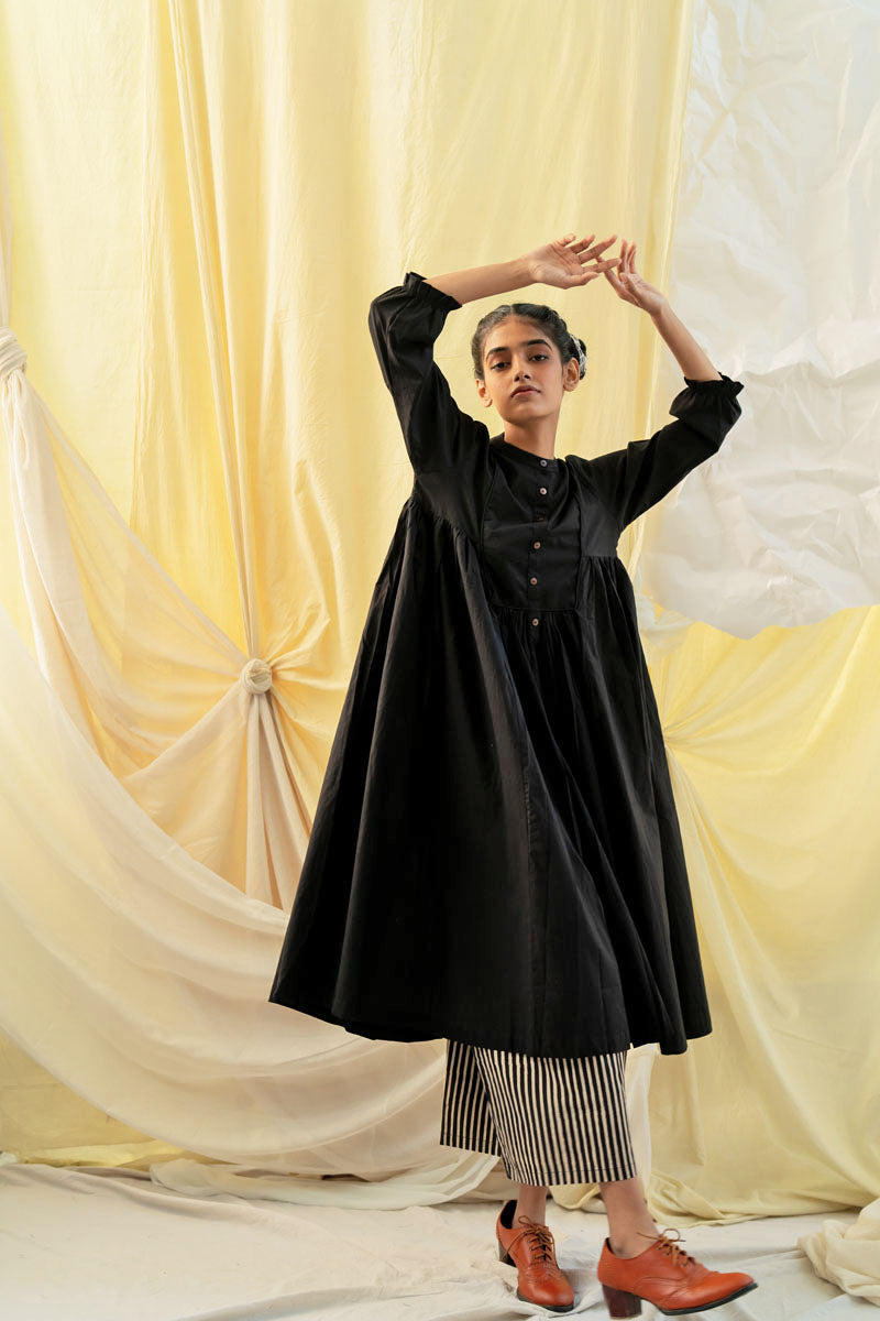 Co-ord Set of 2 - Side Pleat Kurta & Culotte - Black