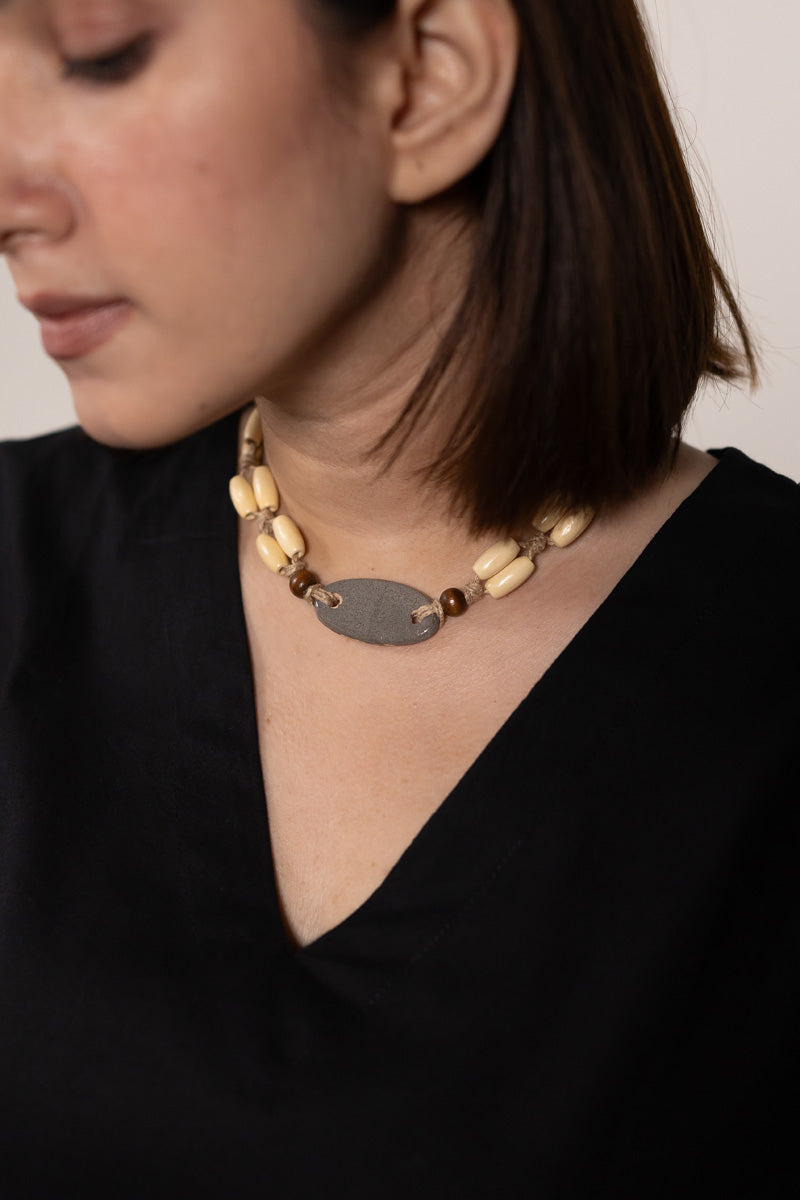 Choker Necklace - Grey Oval