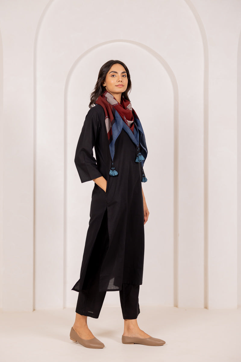 Set of 3- Kurta, Pant & Scarf Mora 04