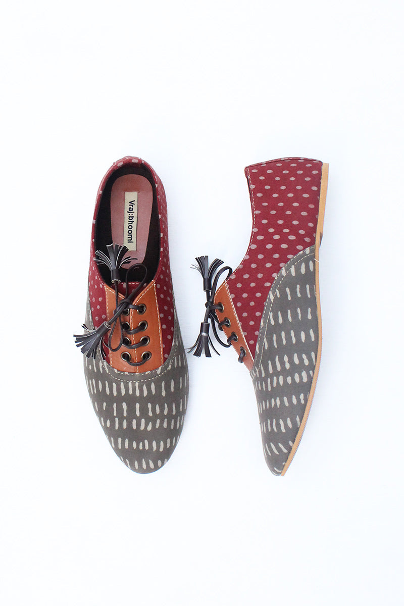 Brogues - Khakhi Rain Burgundy Dot