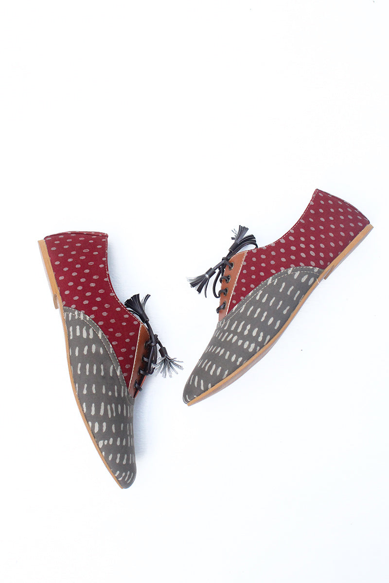 Brogues - Khakhi Rain Burgundy Dot