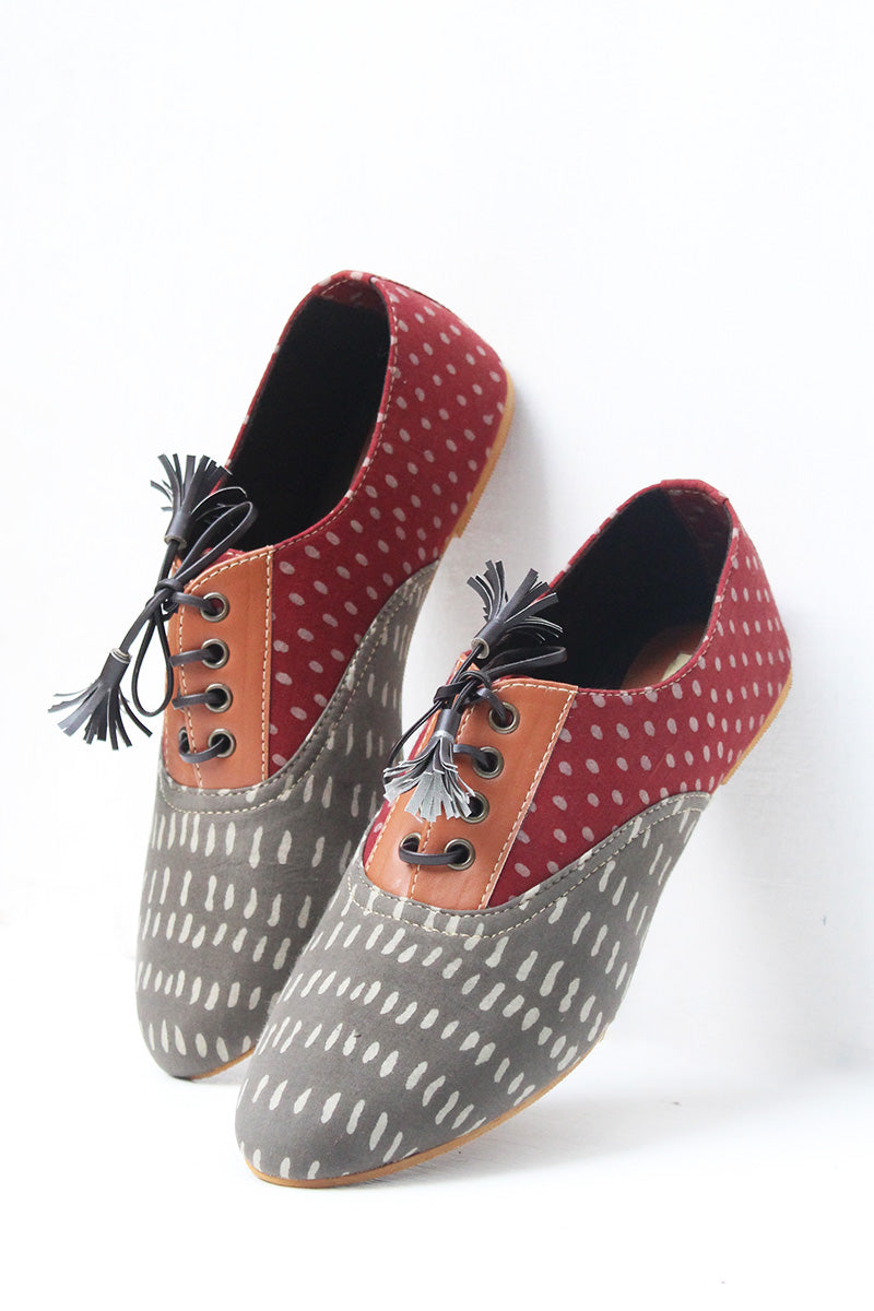Brogues - Khakhi Rain Burgundy Dot