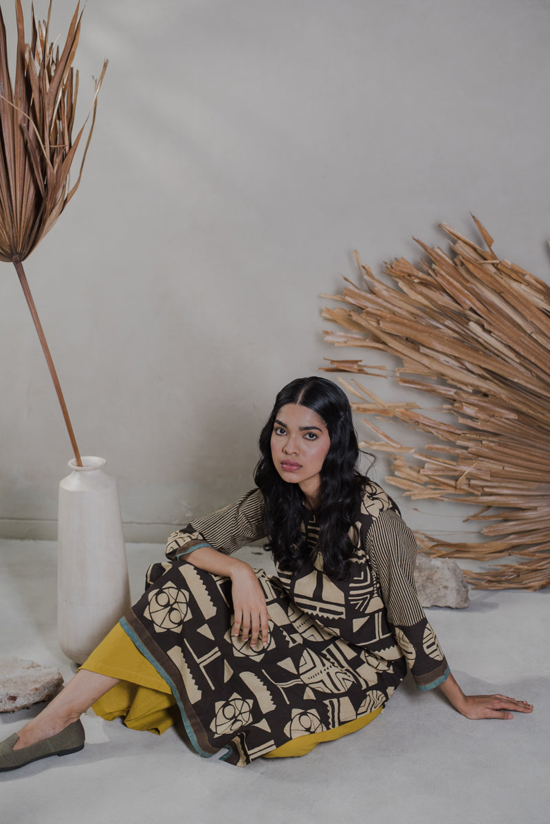 Co-ord Set of 2 - Kurta & Scarf 05