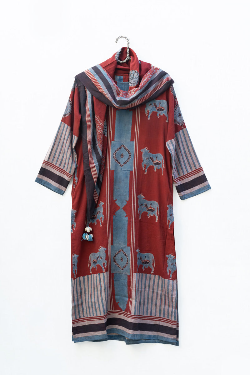 Co-ord Set of 2 - Kurta & Scarf 04