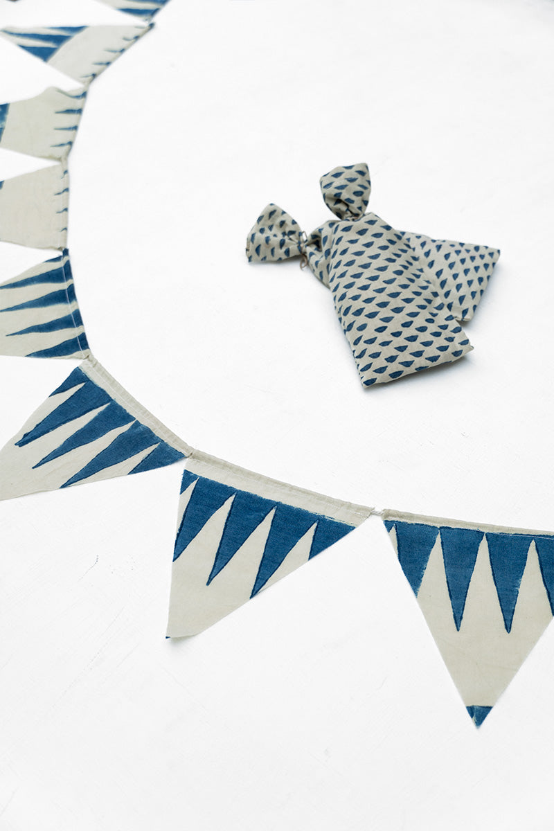 Block Printed Buntings- Indigo