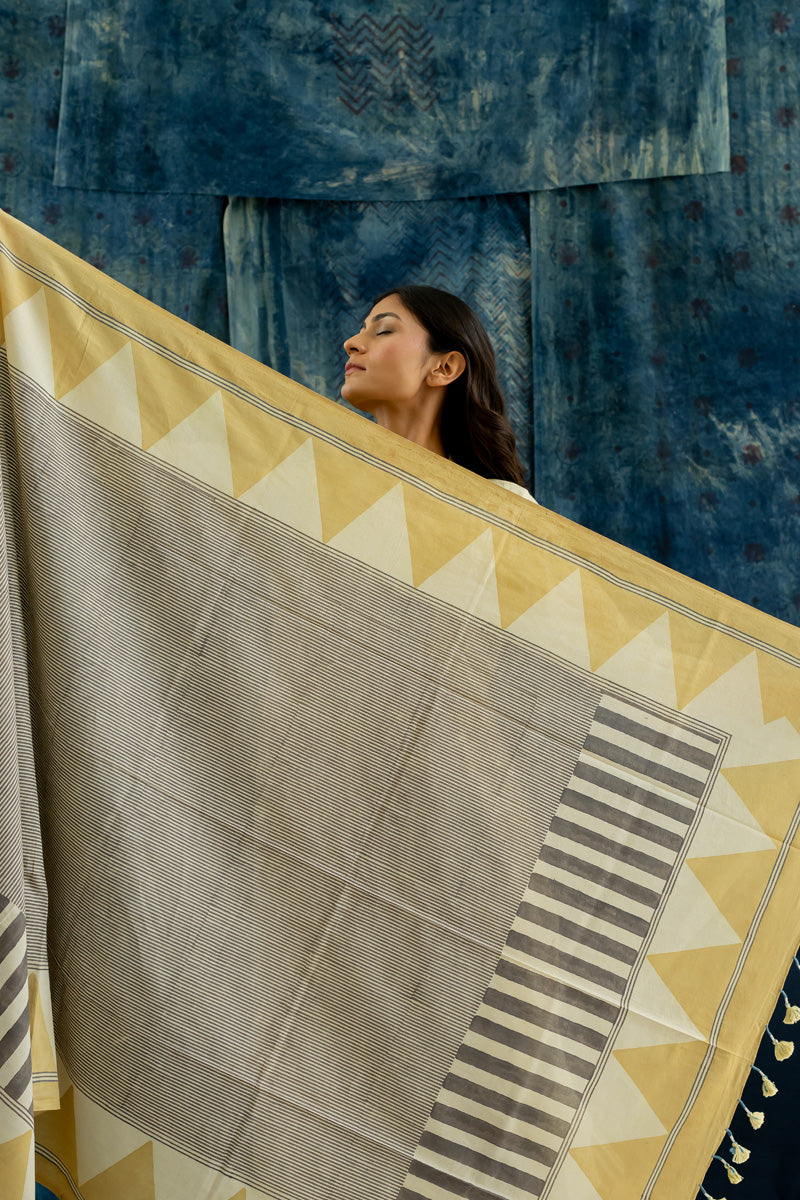 Cotton Dupatta - Pyramid