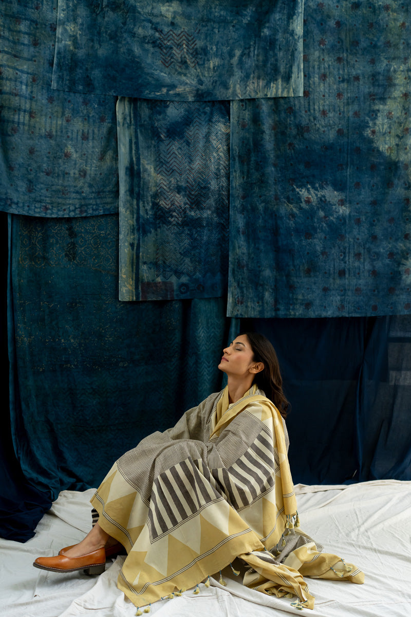 Cotton Dupatta - Pyramid