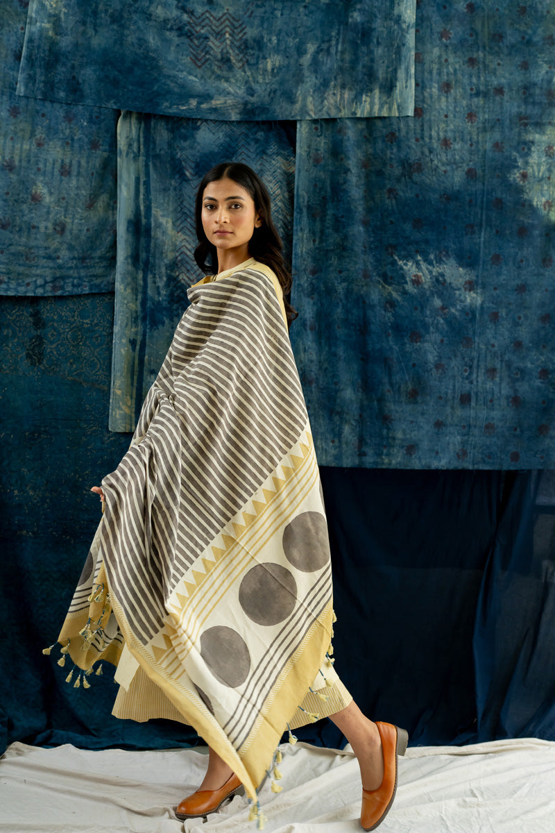 Cotton Dupatta - Polka