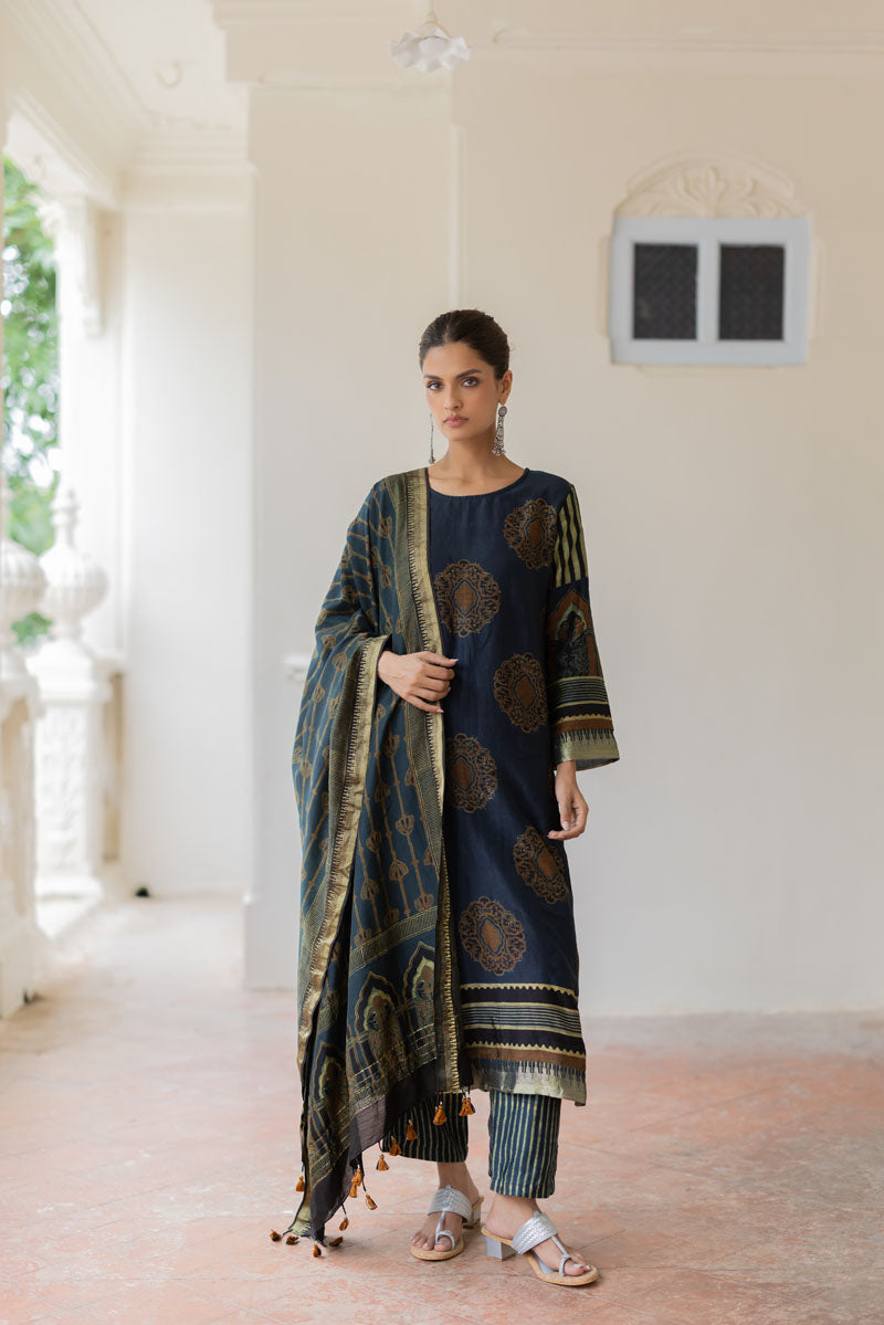 Chanderi Silk Kurta Set of 3 - Ruman Bagh 06