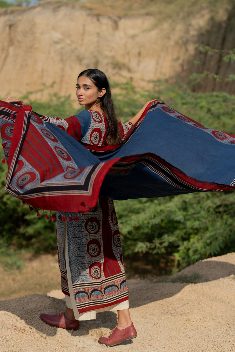 Co-ord Set of 3 - Kurta,Dupatta, Culotte - Indigo Raga