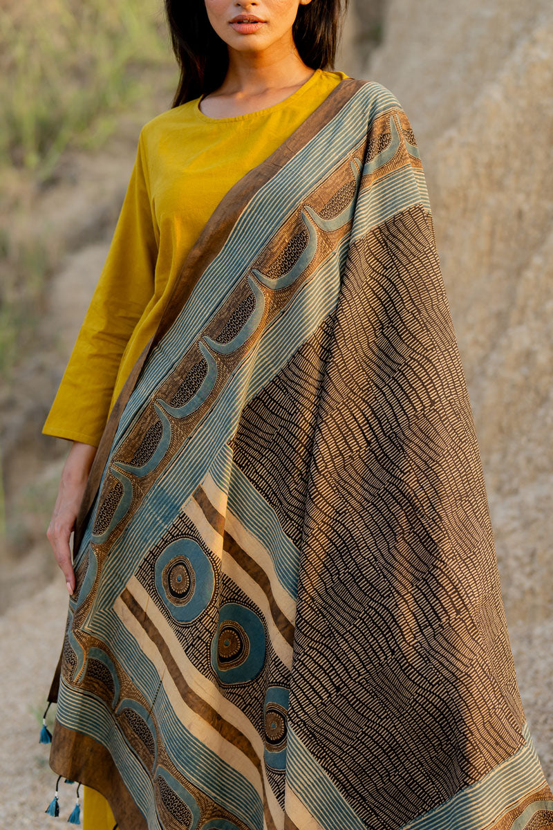 Co-ord Set of 3 - Basic Kurta, Dupatta & Culotte - Akara 10