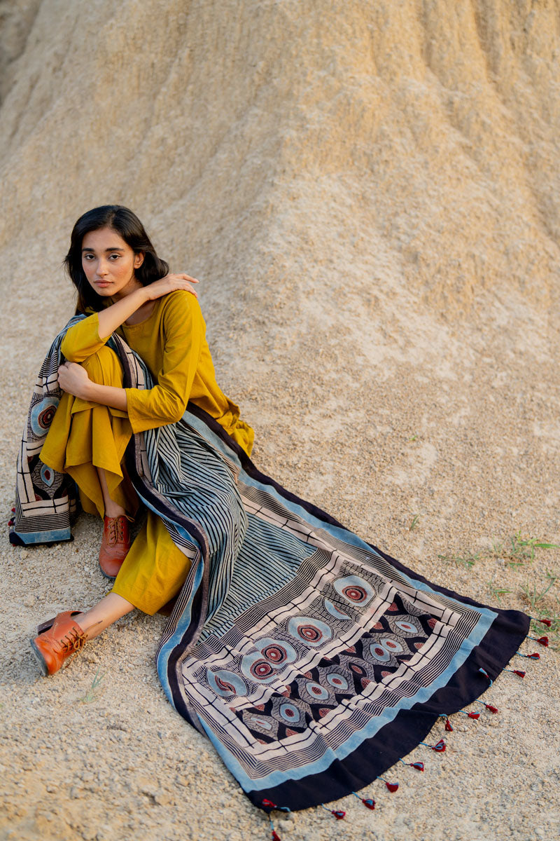 Co-ord Set of 3 - Basic Kurta, Dupatta, Culotte - Nirmal