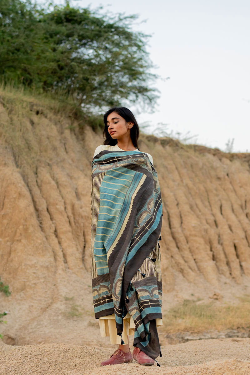Co-ord Set of 3 - Pintuck Kurta, Dupatta & Culotte - Akara 12