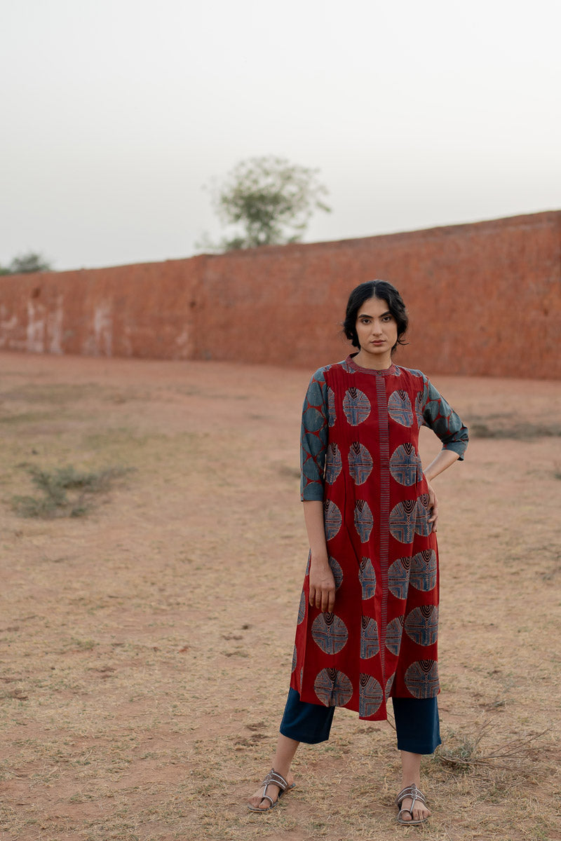 Pintuck Kurta - Red