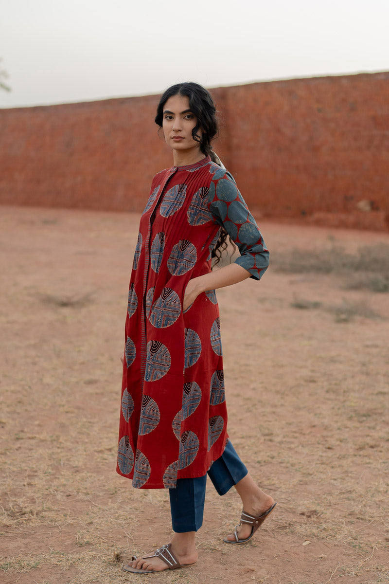 Pintuck Kurta - Red