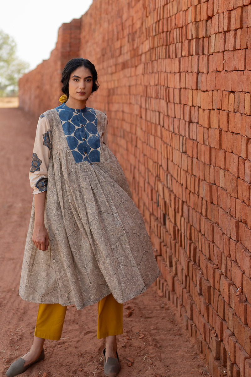Amra Side Pleat Kurta - Indigo