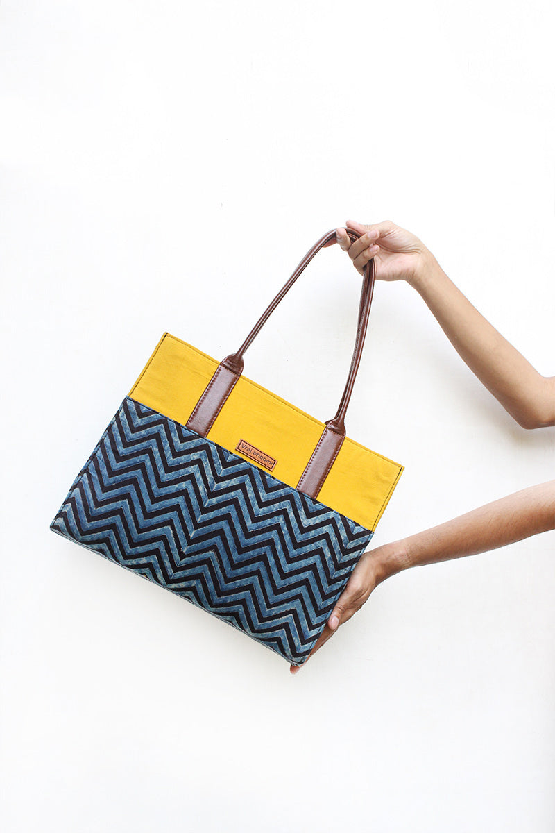 Carry-All Tote Bag - 01