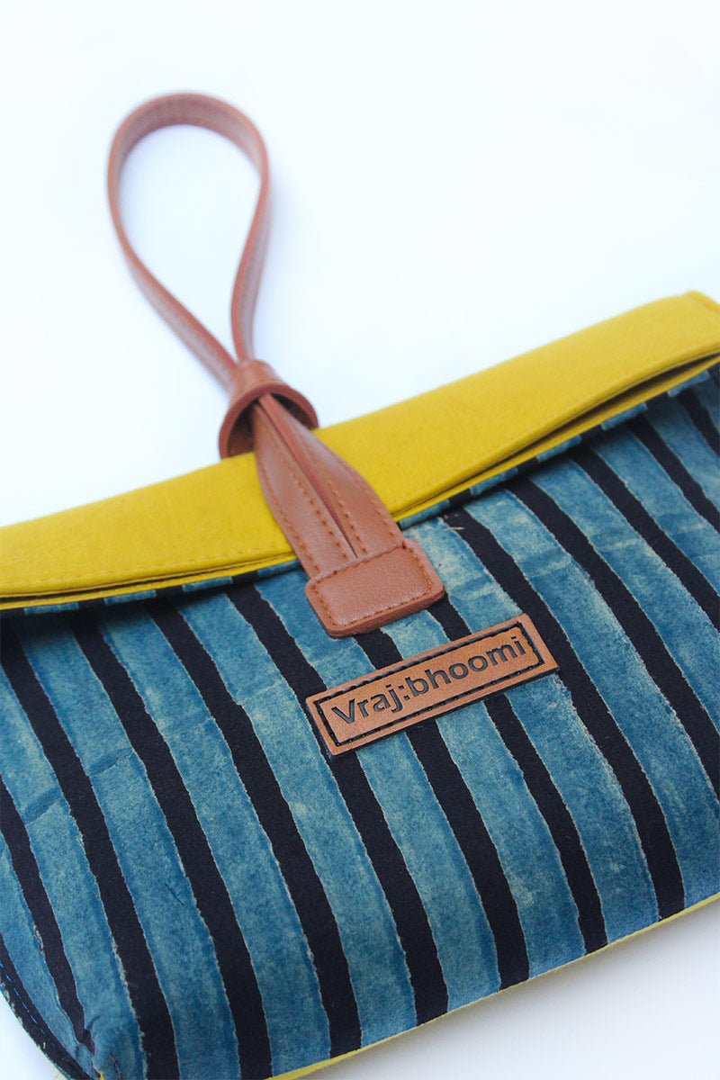 Wristlet Bag - 01