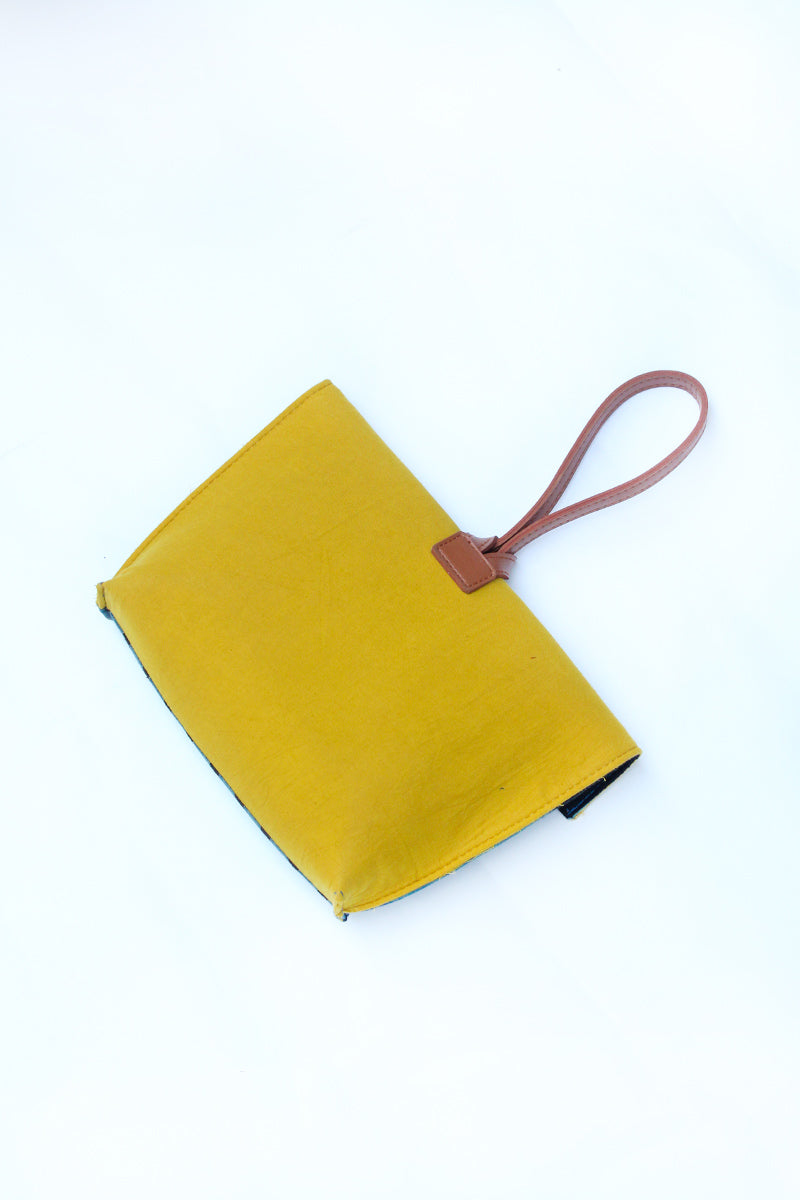 Wristlet Bag - 01