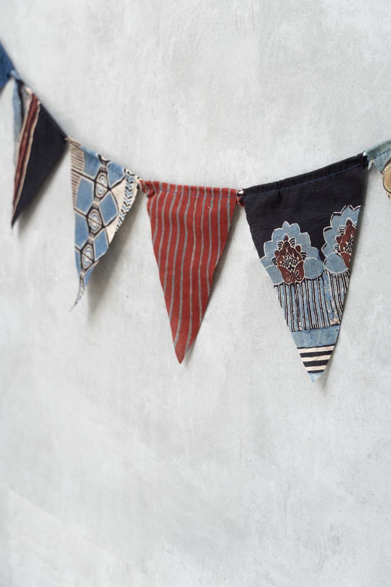 Block Printed Buntings- Multicolor