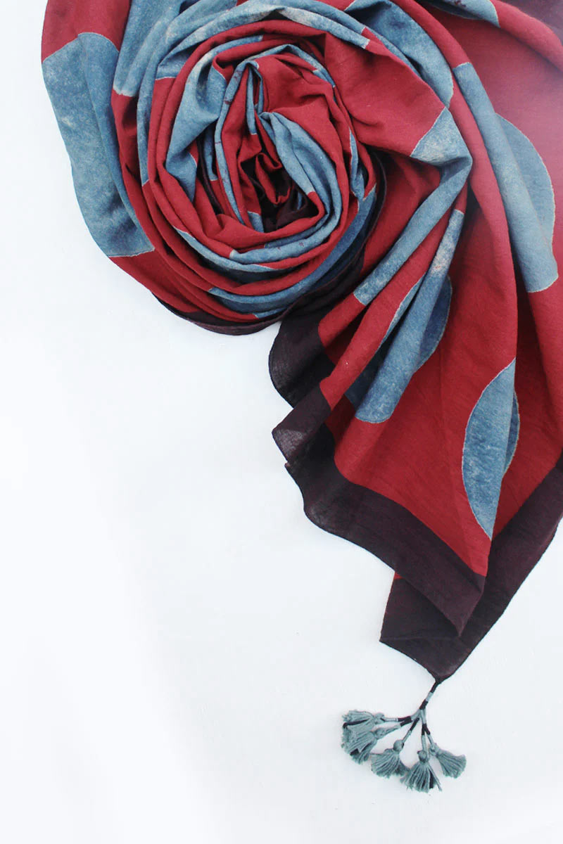 Cotton Scarf – Red & Indigo Circles