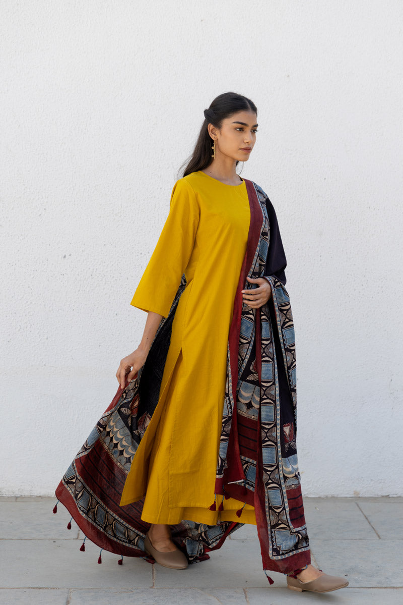 Cotton Dupatta - Nia
