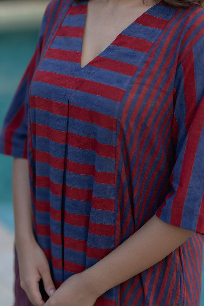 V Neck Panelled Kurta Set of 2 - Madder Bloom