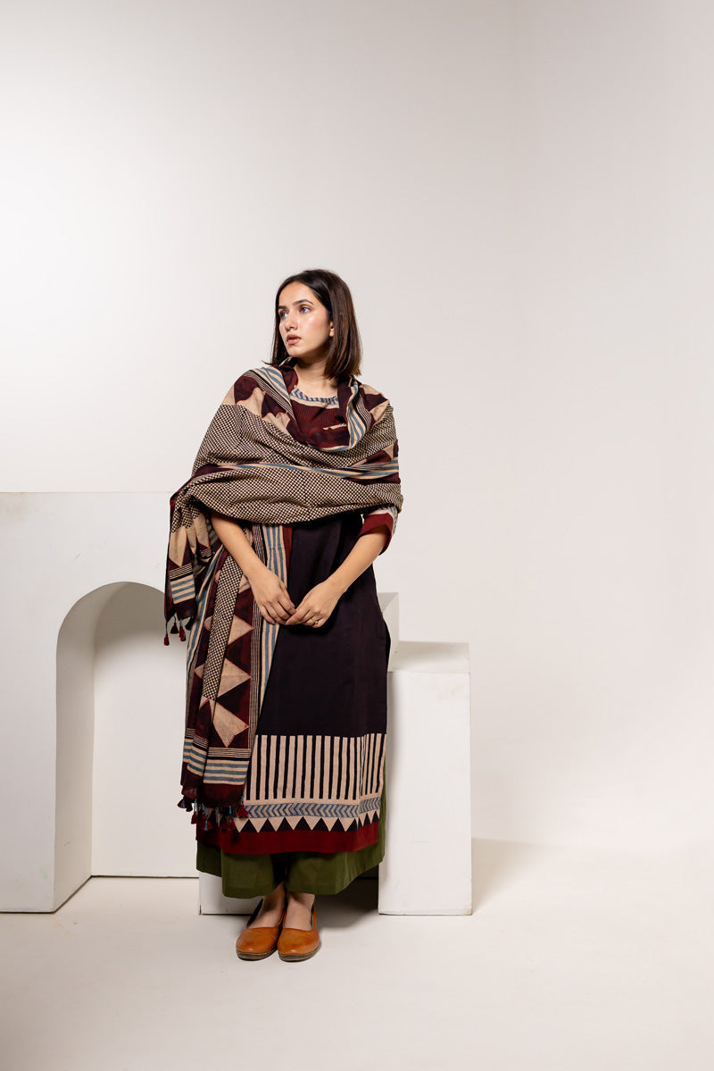 Set of 3 - Kurta, Dupatta & Culotte - Black Stripes & Pyramid