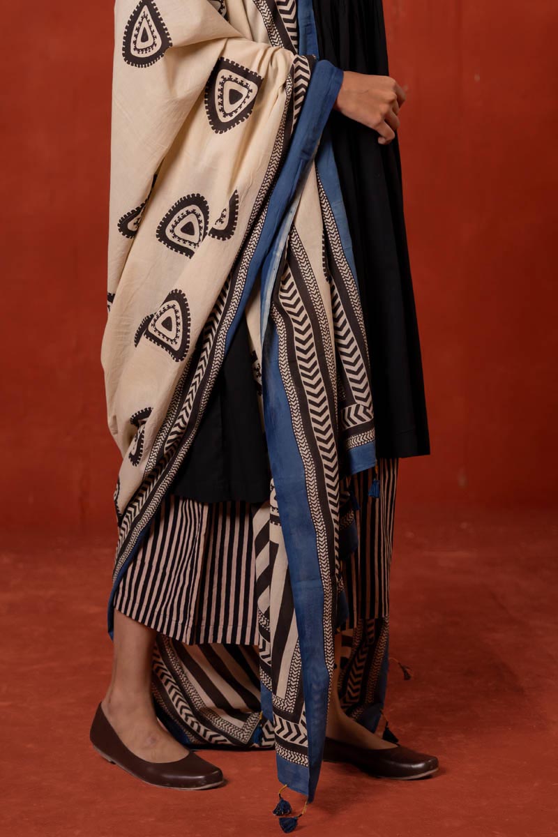 Cotton Dupatta - Nami