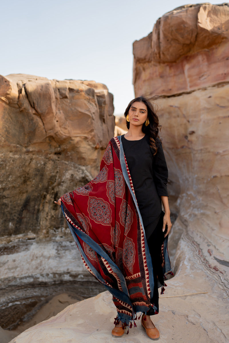 Cotton Dupatta - Baani Red