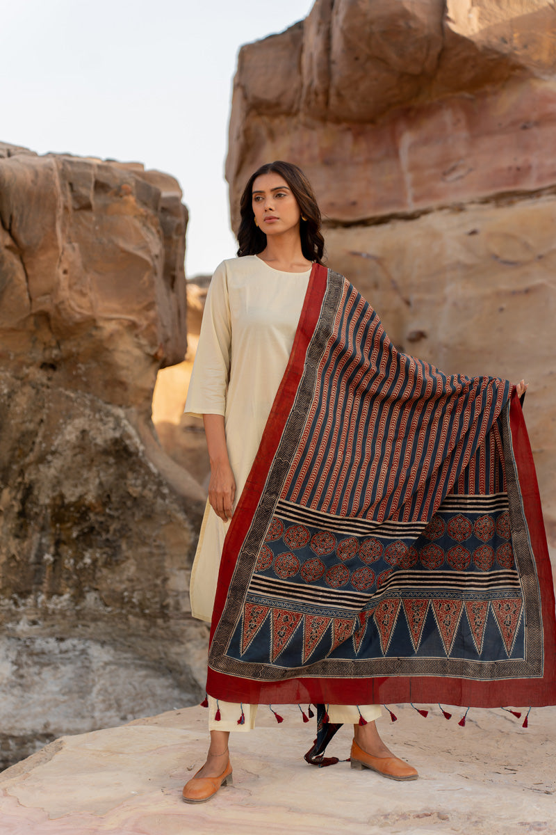 Cotton Dupatta - Ark