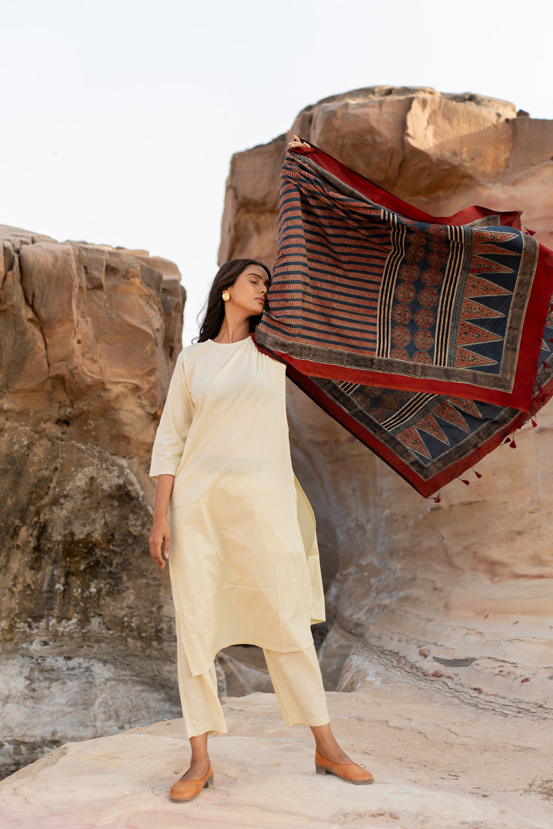 Cotton Dupatta - Ark