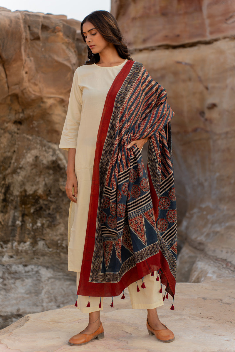 Cotton Dupatta - Ark