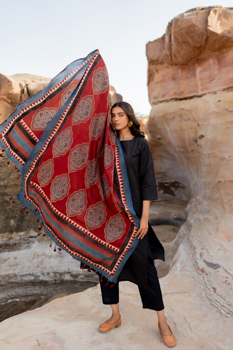 Cotton Dupatta - Baani Red