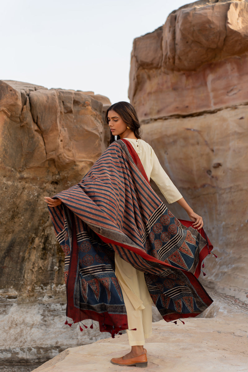 Cotton Dupatta - Ark