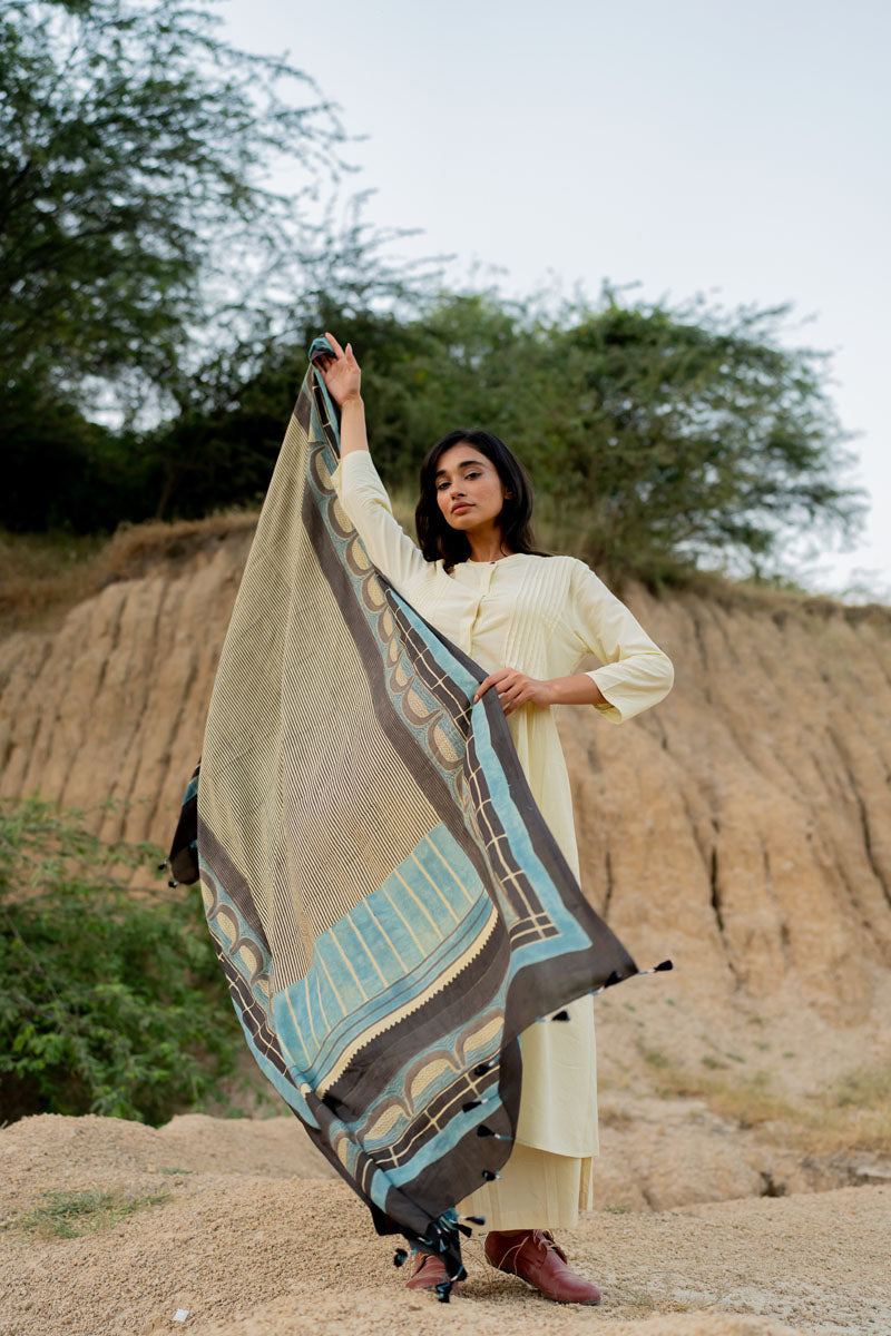 Cotton Dupatta - Paramita