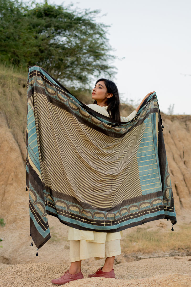 Cotton Dupatta - Paramita