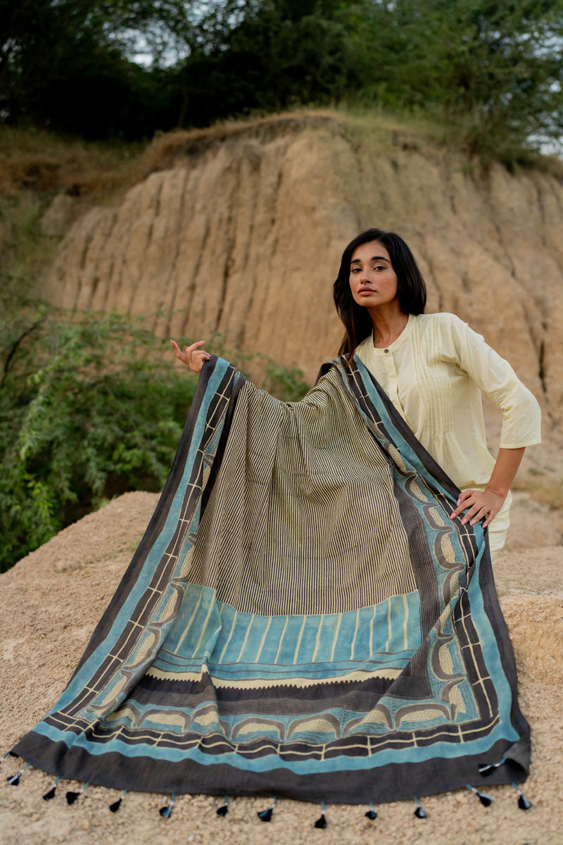 Cotton Dupatta - Paramita