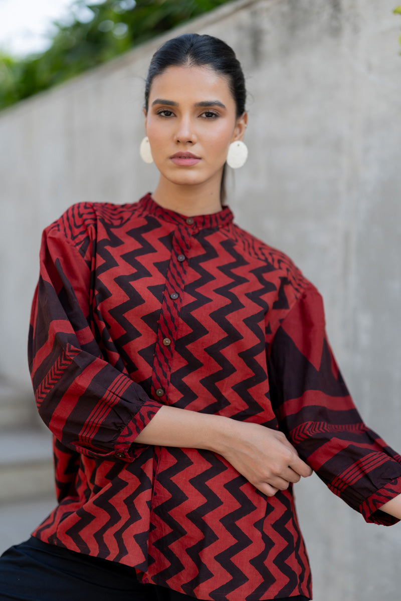 Amlan Top - Chevrons