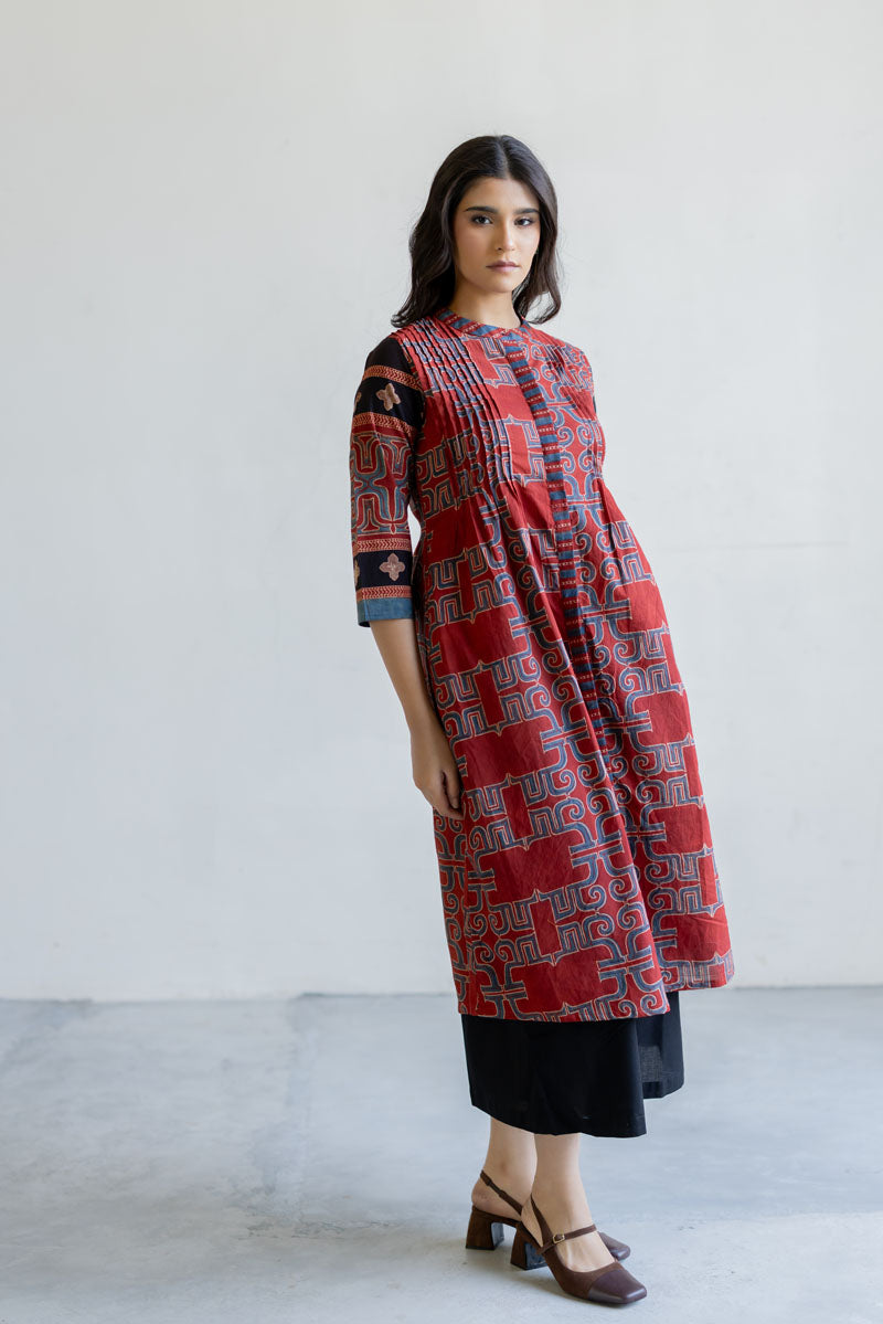 Pintuck Kurta - Avira Red