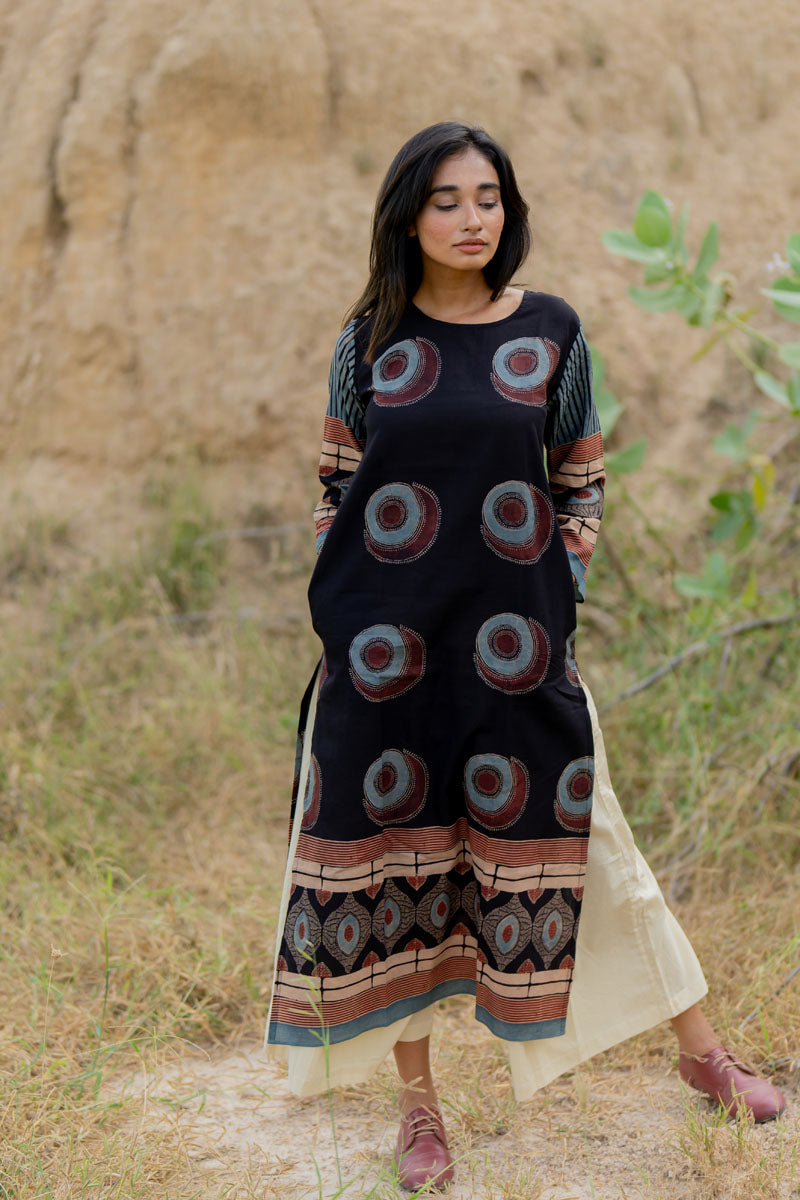 Classic Kurta - Black Arjav