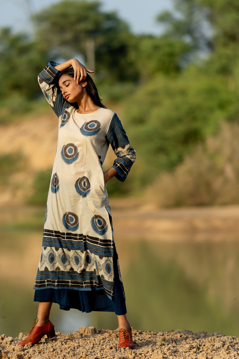 Co-ord Set of 3 - Kurta, Dupatta & Culotte - Akara 07