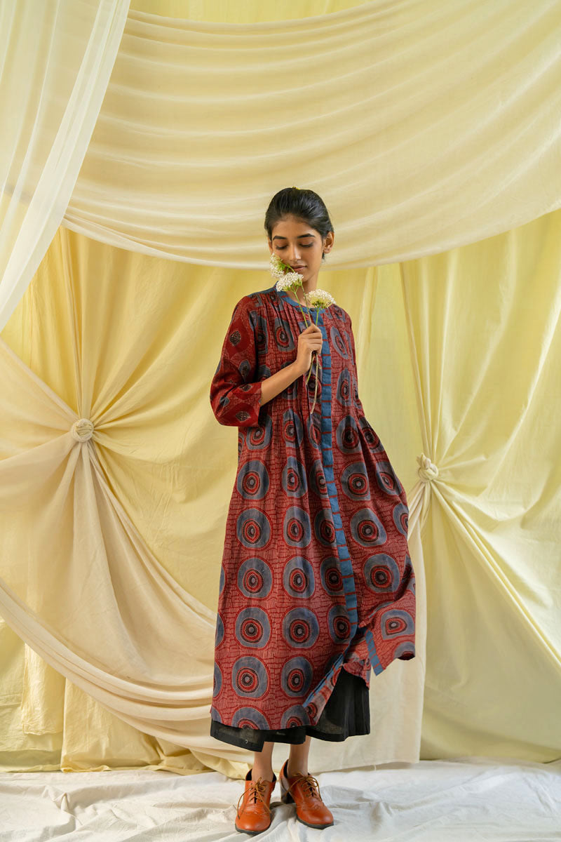 Pintuck Kurta - Burgundy Raga