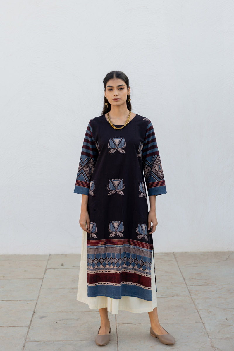Set of 3 - Kurta, Dupatta & Culotte - Adira 02