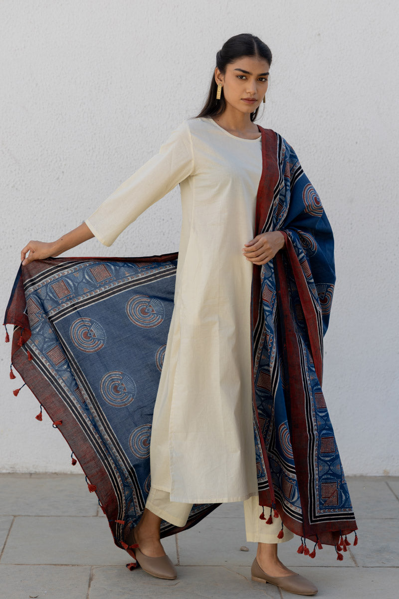 Set of 3 - Kurta, Dupatta & Pants - Adira 08