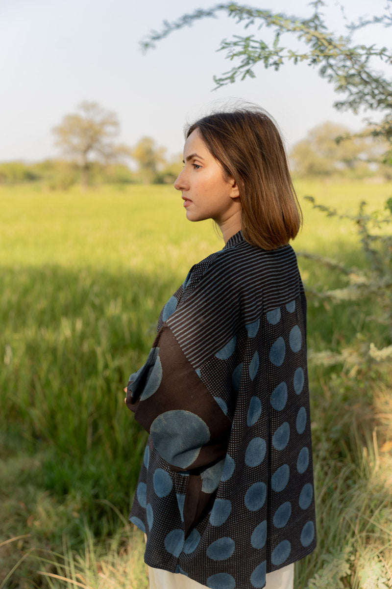 Freesize Antifit Top -Black & Indigo Dots